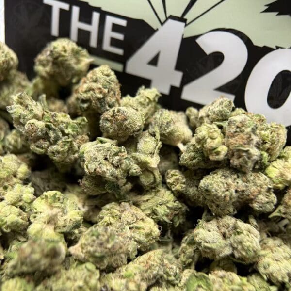 Strawberry Lemonade Strain (Small Flower) | Sativa-Dominant Hybrid