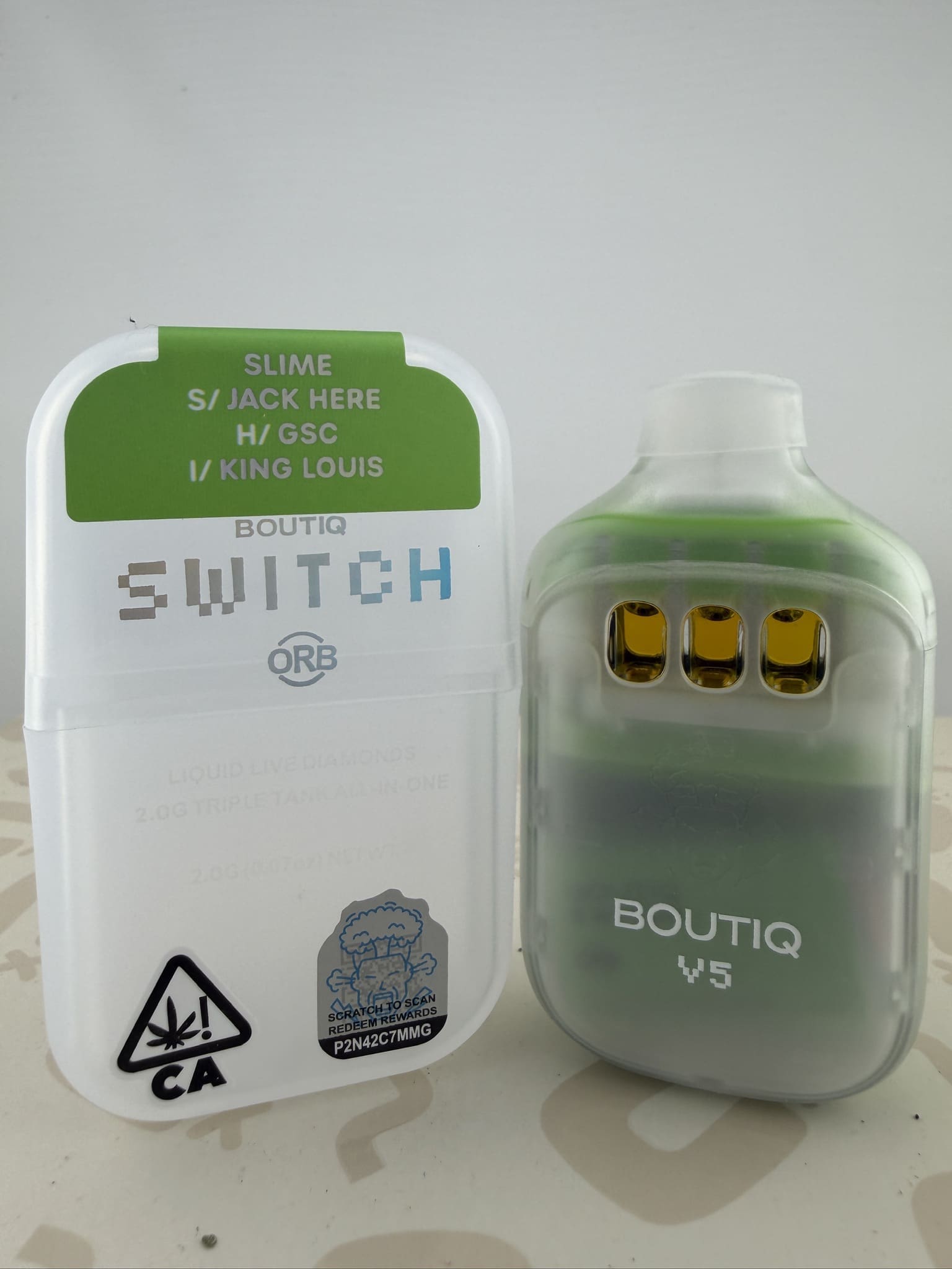 2B2229B7-1578-4F55-907B-FD27DC944F2E_1_102_o.jpeg Jack Herer x GSC x King Louis | 2G Liquid Diamonds Triple Tank Disposable (V5) | Sativa x Hybrid x Indica π₯ NEW DROP - Image 1