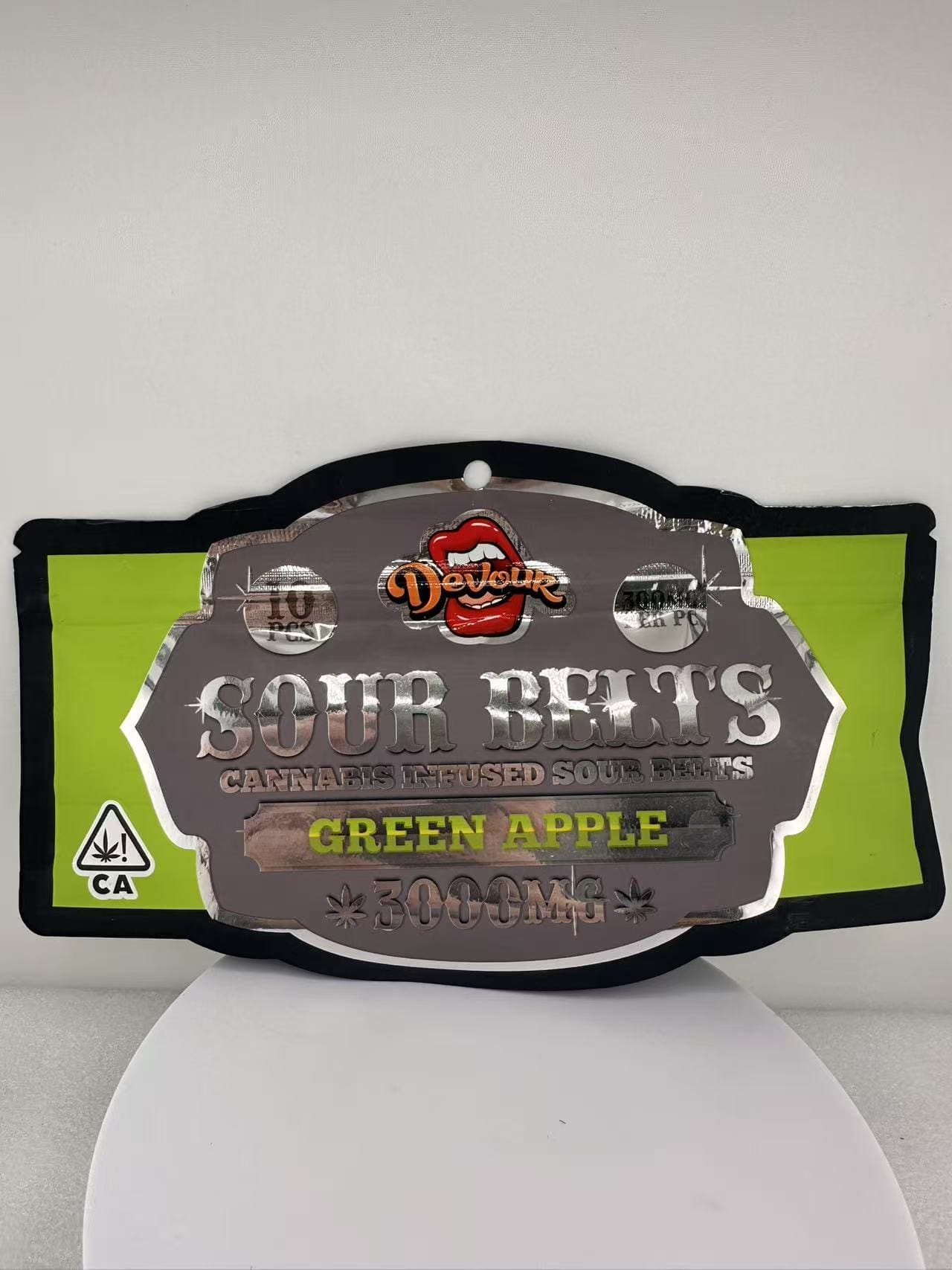 f28c2f63a6d3399301202947b8ebd13b.jpg Devour Green Apple Sour Belts | Cannabis-Infused Edibles | 3000mg Total THC (300mg Each) - Image 1